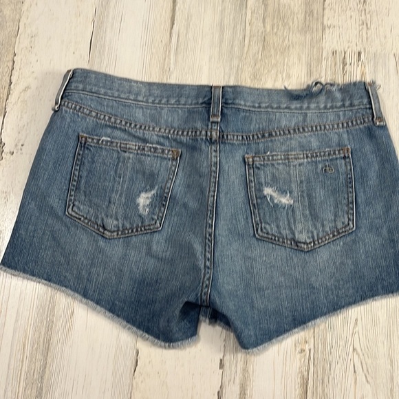 Rag & Bone super distressed shorts size 27 - Picture 5 of 14